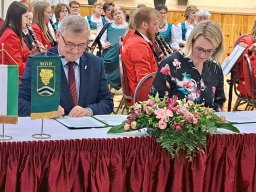 unterzeichnung weiterfuhrung stadtepartnerschaft